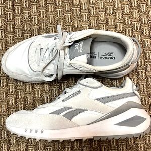 Reebok comfort footbed by ortholite size 7 womens